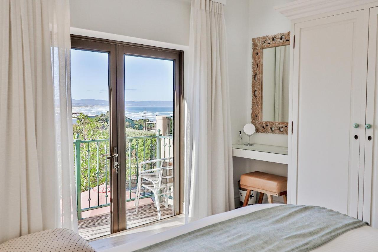 Lavender Manor Guest Lodge Херманус Экстерьер фото
