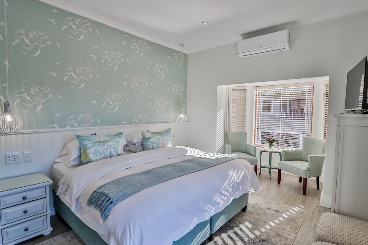 Lavender Manor Guest Lodge Херманус Экстерьер фото