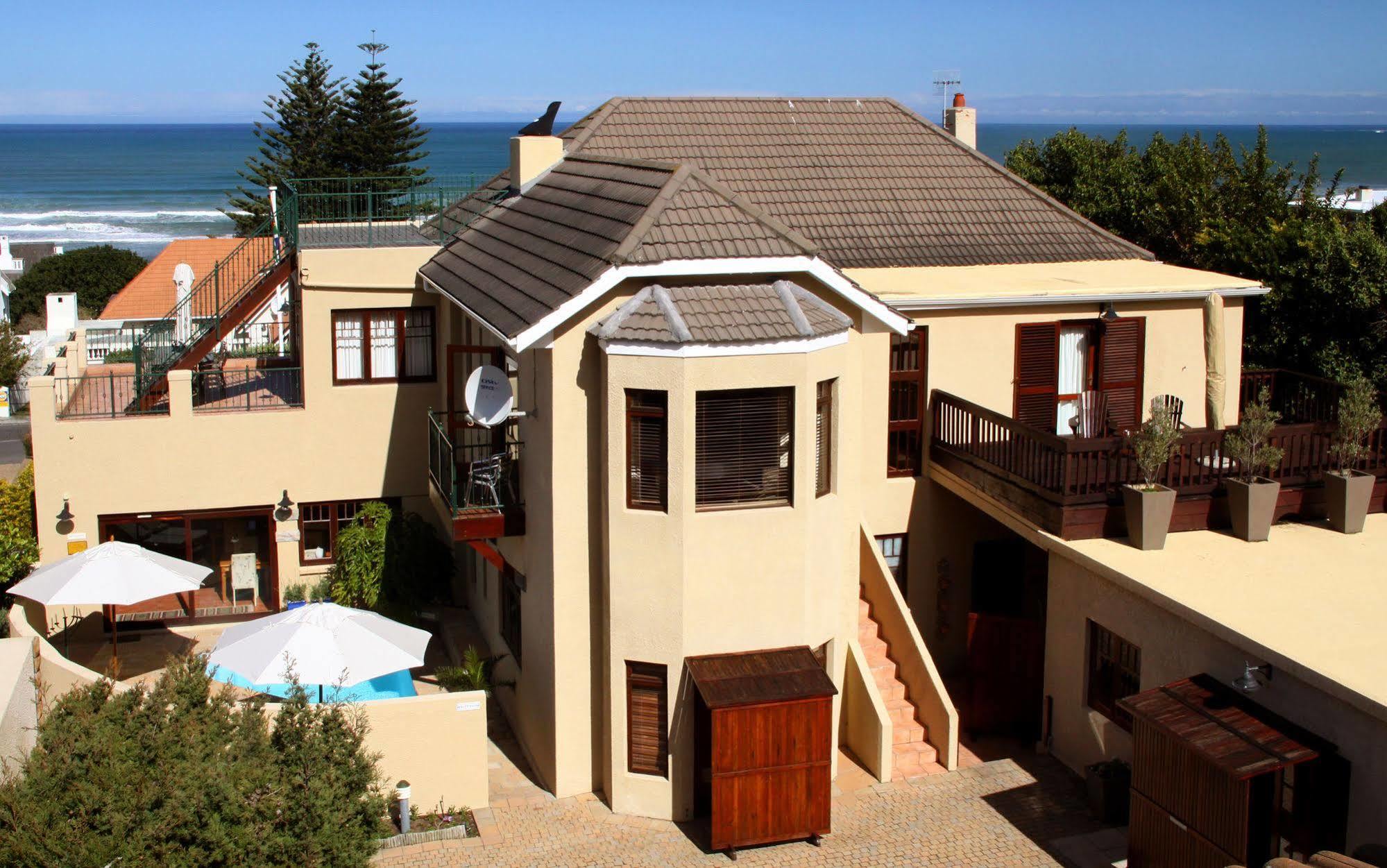 Lavender Manor Guest Lodge Херманус Экстерьер фото